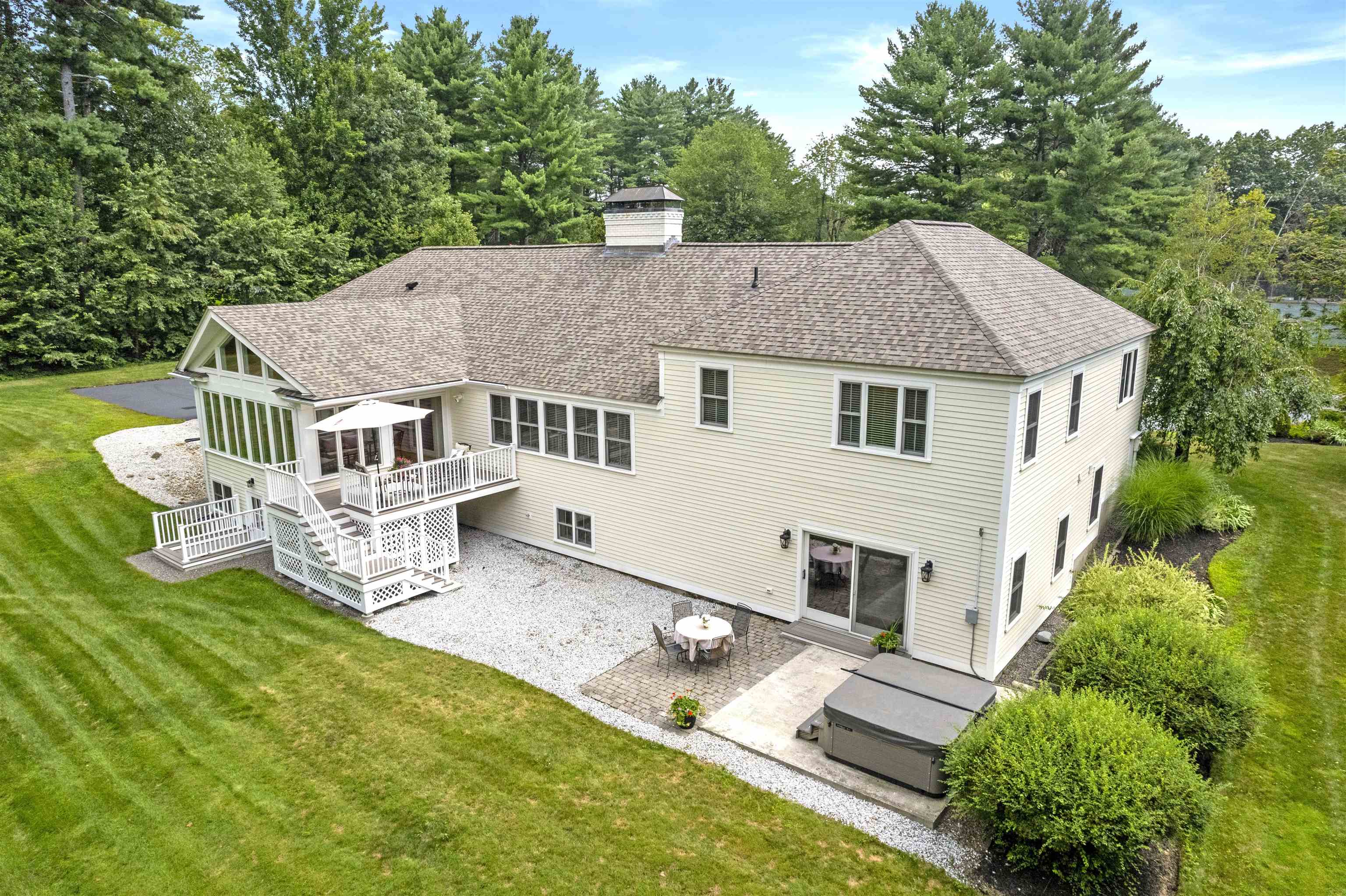 20 Martingale Road Amherst, NH 03031 - Photo 51 of 56