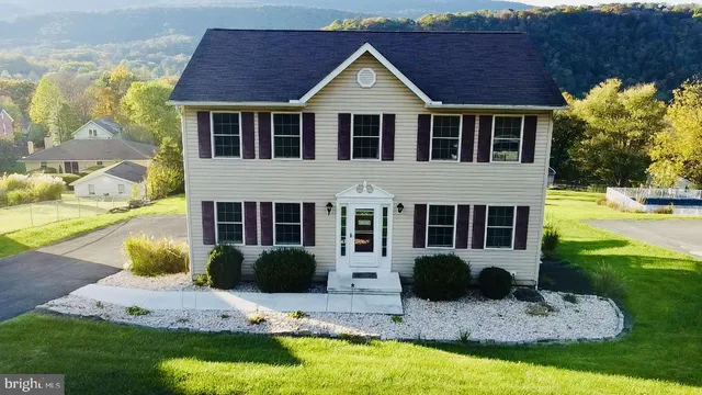 $334,000 | 515 Georges Creek Boulevard, La Vale, MD 21502