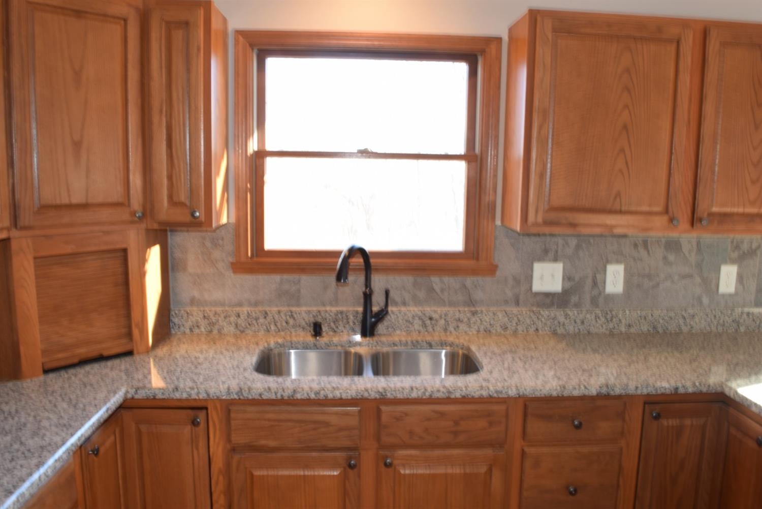 1463 Edgewater Road Crown Point, IN 46307 - Photo 10 of 10 1500x1001
