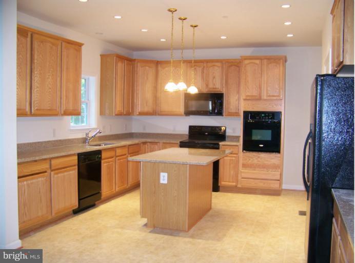 15800 John Dailey Road Accokeek, MD 20607 - Photo 11 of 28 Kitchen