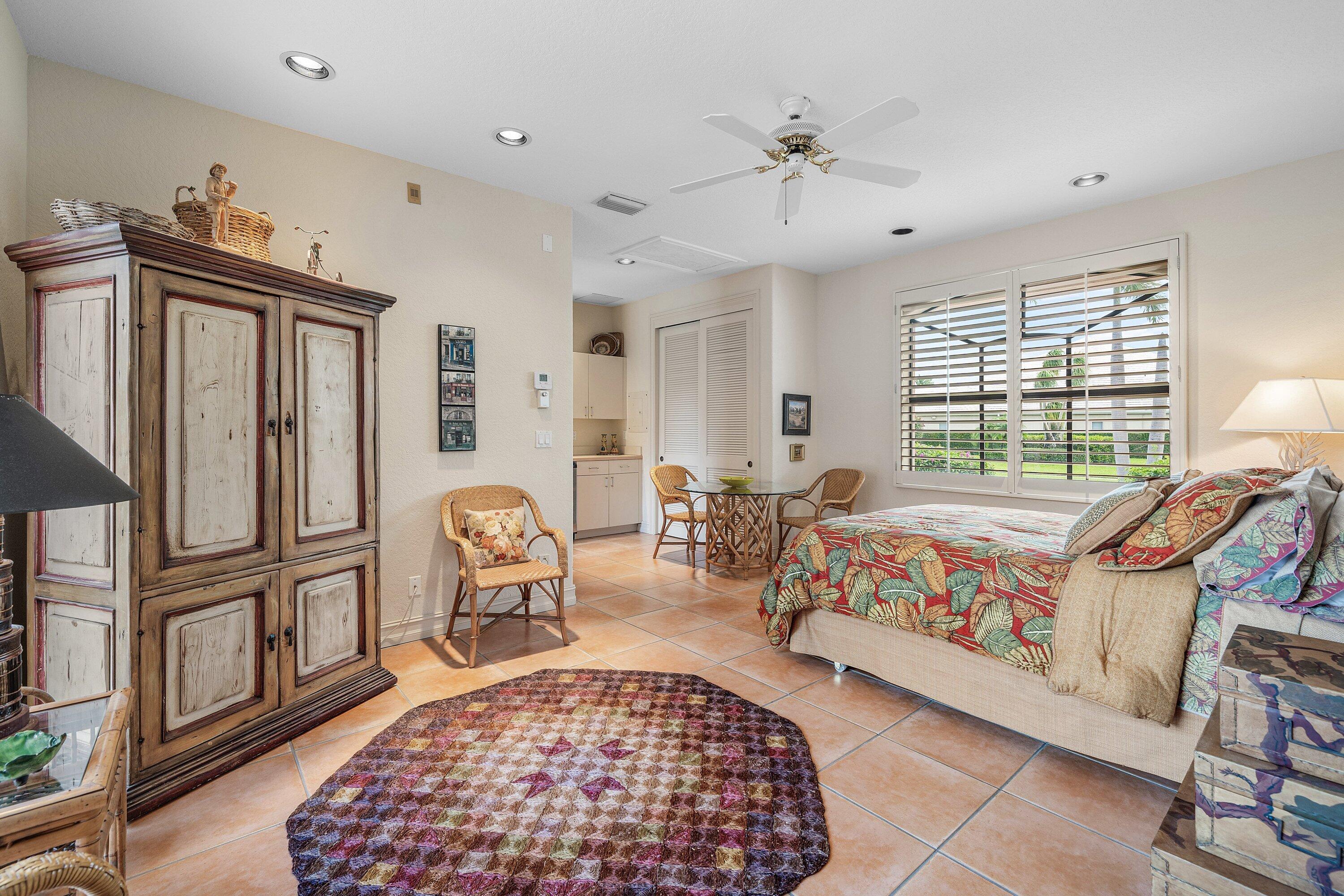 4727 Bocaire Boulevard Boca Raton, FL 33487 - Photo 37 of 70 034-4727BocaireBoulevard-BocaRaton-FL-33