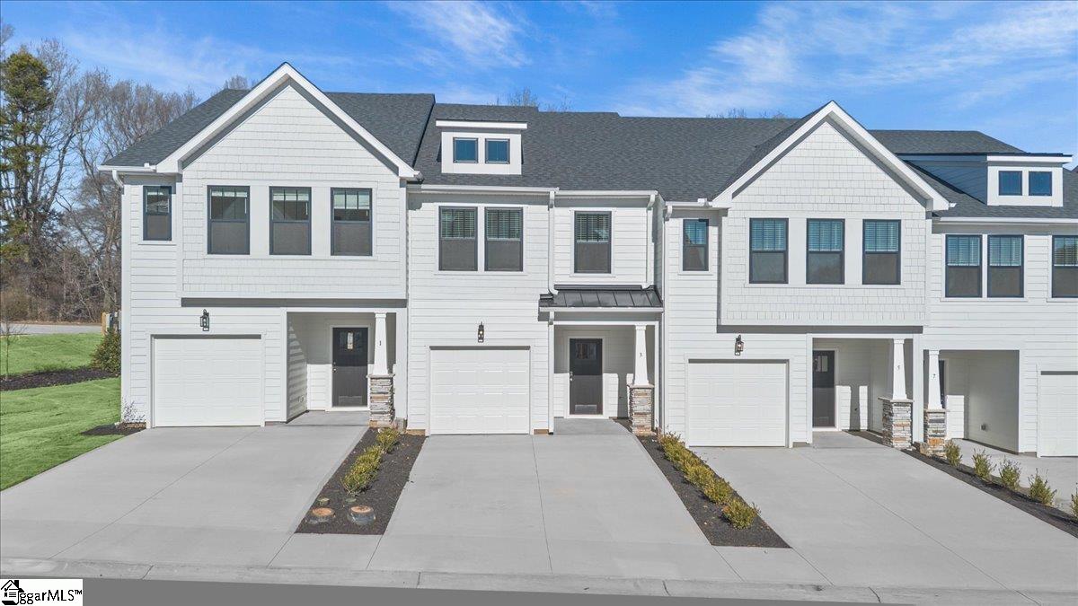 3 Redfield Place Simpsonville, SC 29681 - Photo 1 of 32