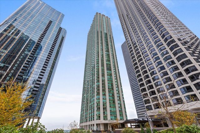 $375,000 | 195 North Harbor Drive, Unit 609, Chicago, IL 60601