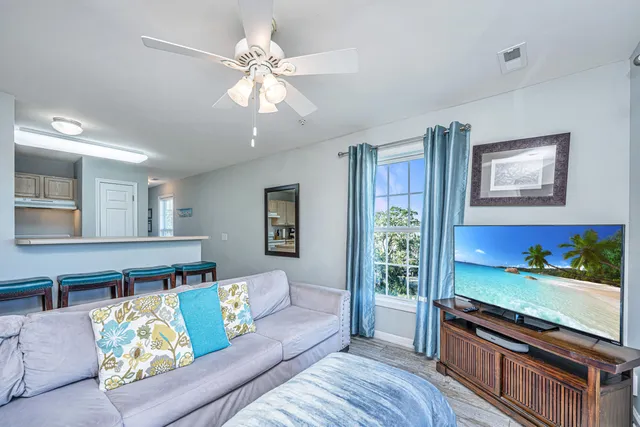 $379,500 | 2262 Folly Road, Unit 1A, Charleston, SC 29412