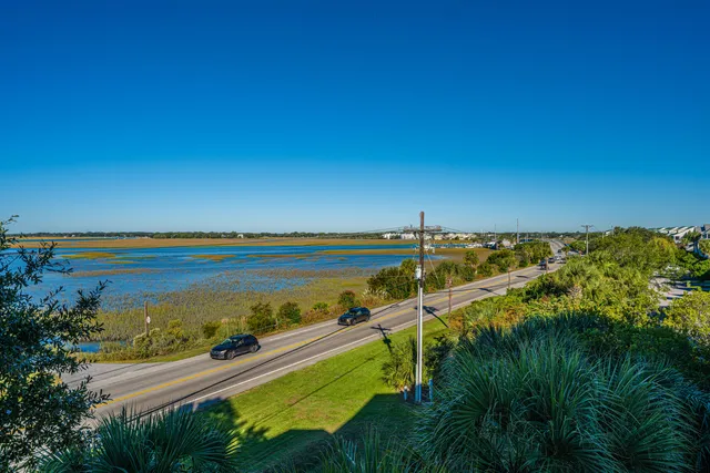$379,500 | 2262 Folly Road, Unit 1A, Charleston, SC 29412