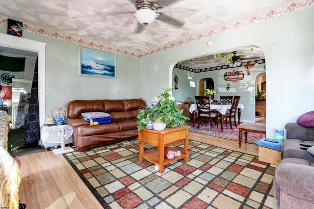 $254,900 | 616 West Adams Avenue, Pleasantville, NJ 08232