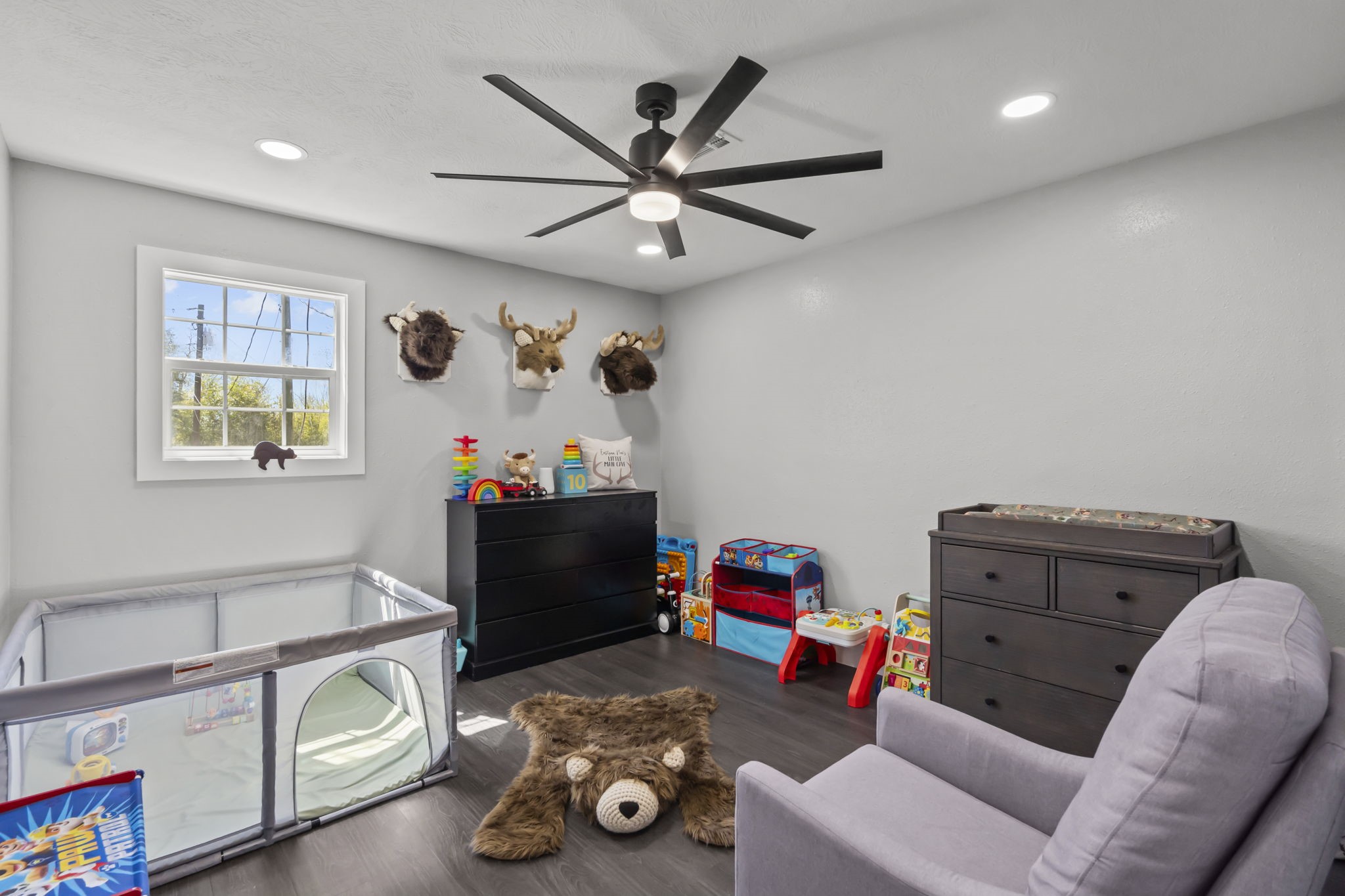 5406 South Tower Road Santa Fe, TX 77517 - Photo 33 of 46 a bedroom with furniture and a window