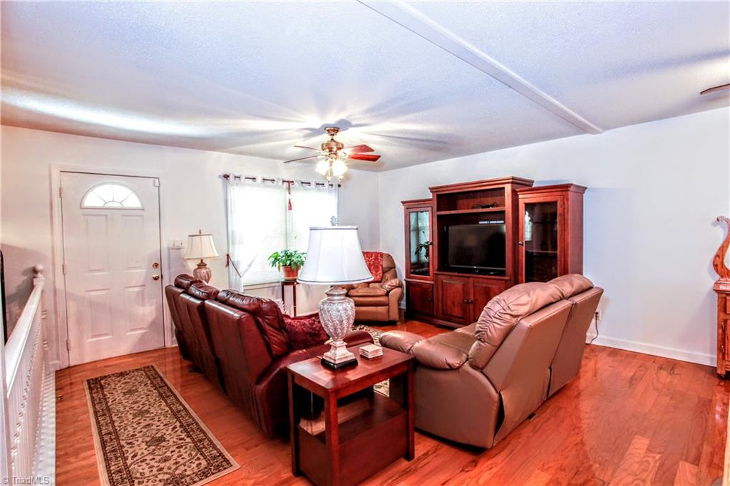 7901 Alcorn Road Oak Ridge, NC 27310 - Photo 4 of 30