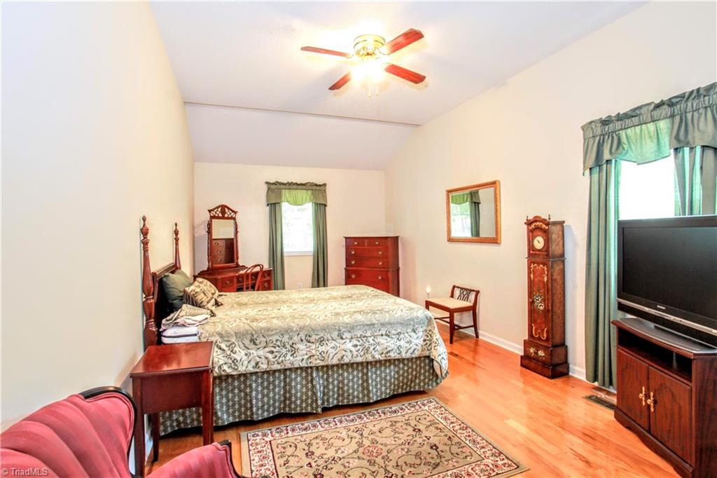 7901 Alcorn Road Oak Ridge, NC 27310 - Photo 8 of 30