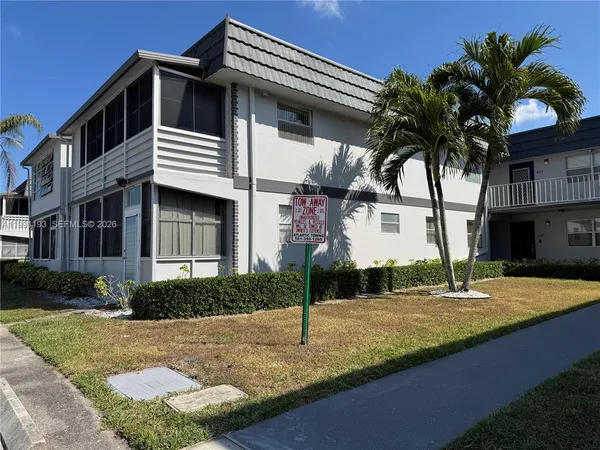 $1,600 | 629 North Saxony Street North, Unit 629, Delray Beach, FL 33446