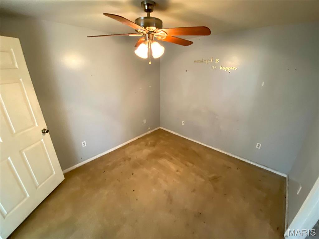 101 Southwest Morgan Edina, MO 63537 - Photo 15 of 22