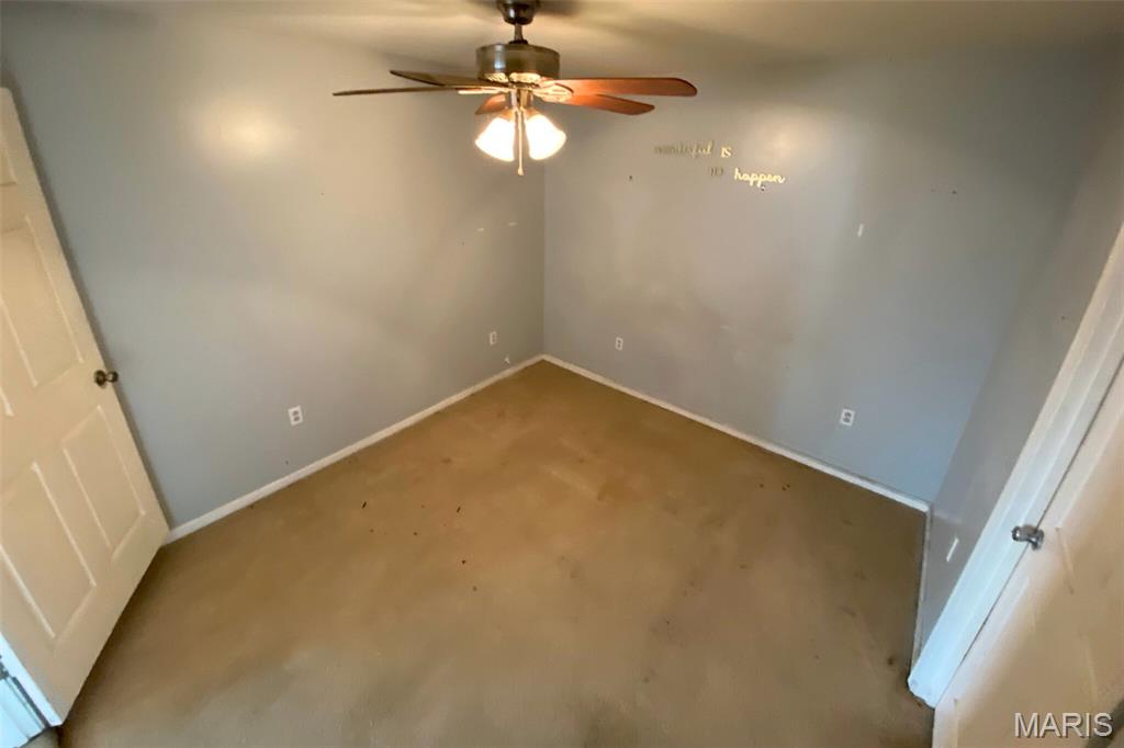 101 Southwest Morgan Edina, MO 63537 - Photo 17 of 23