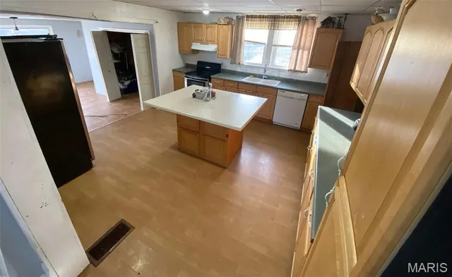 $140,000 | 101 Southwest Morgan, Edina, MO 63537