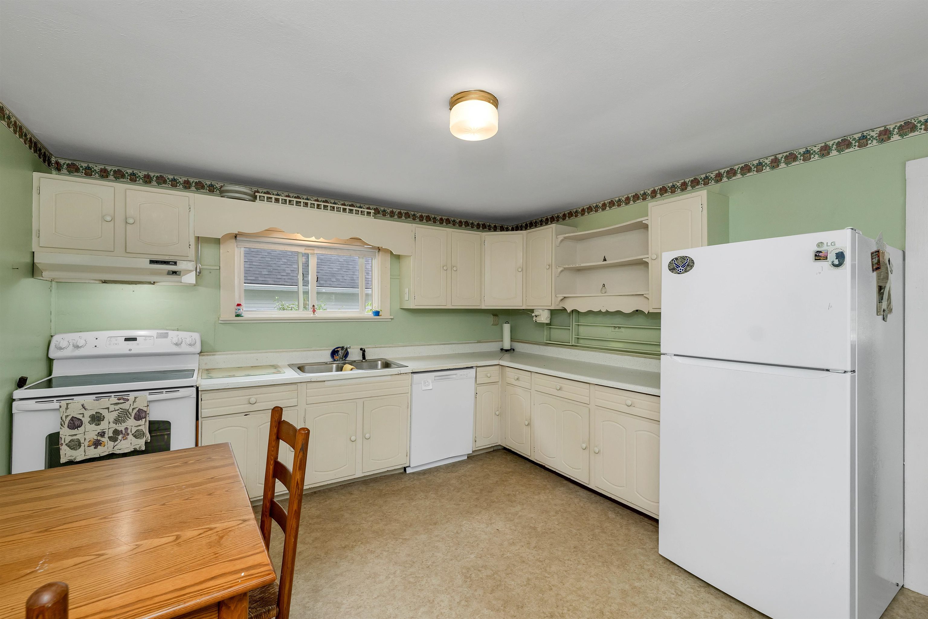91 Main Street New Hampton, NH 03256 - Photo 8 of 36 Gallery Image 8