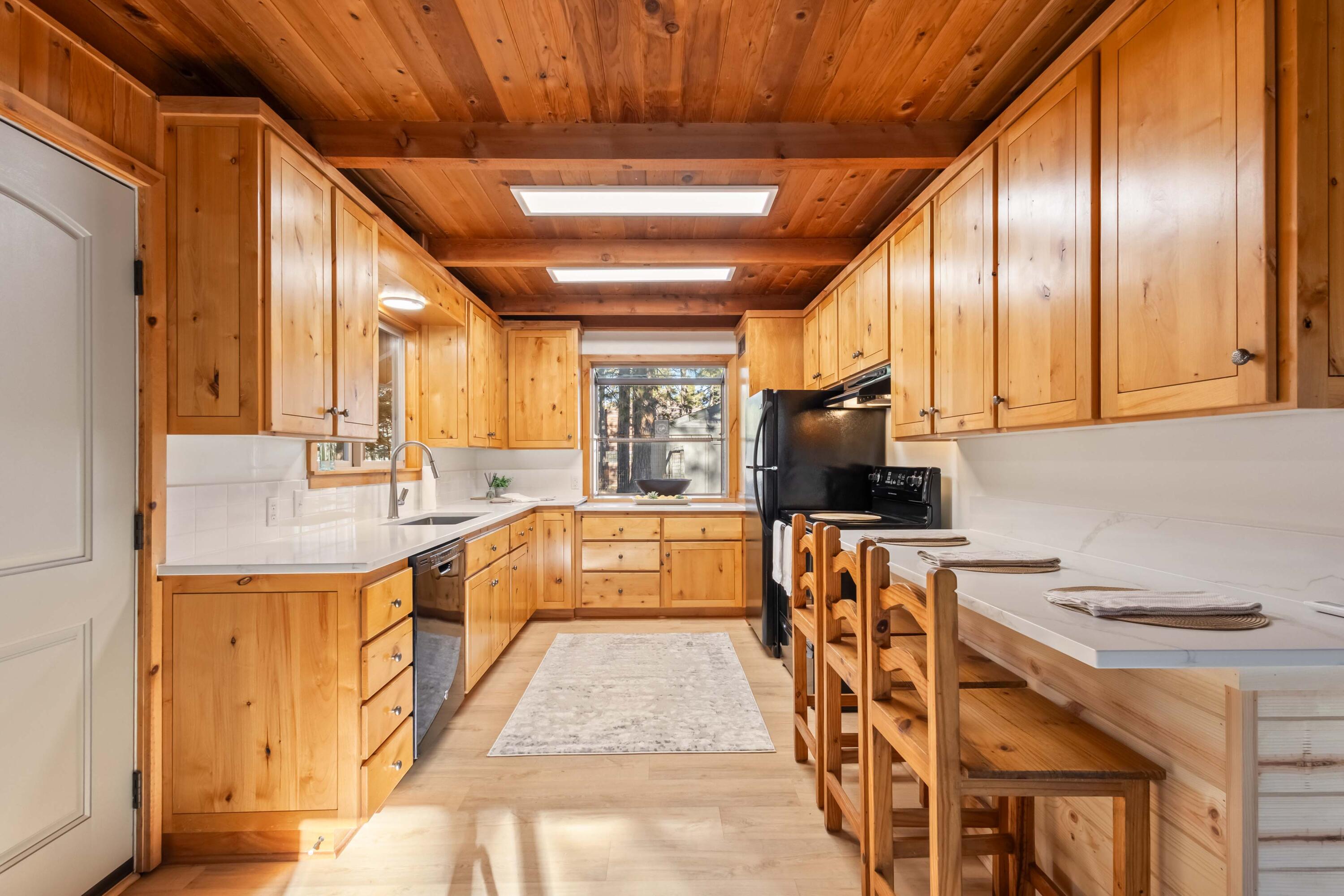 17280 Azusa Road Bend, OR 97707 - Photo 8 of 38 Kitchen