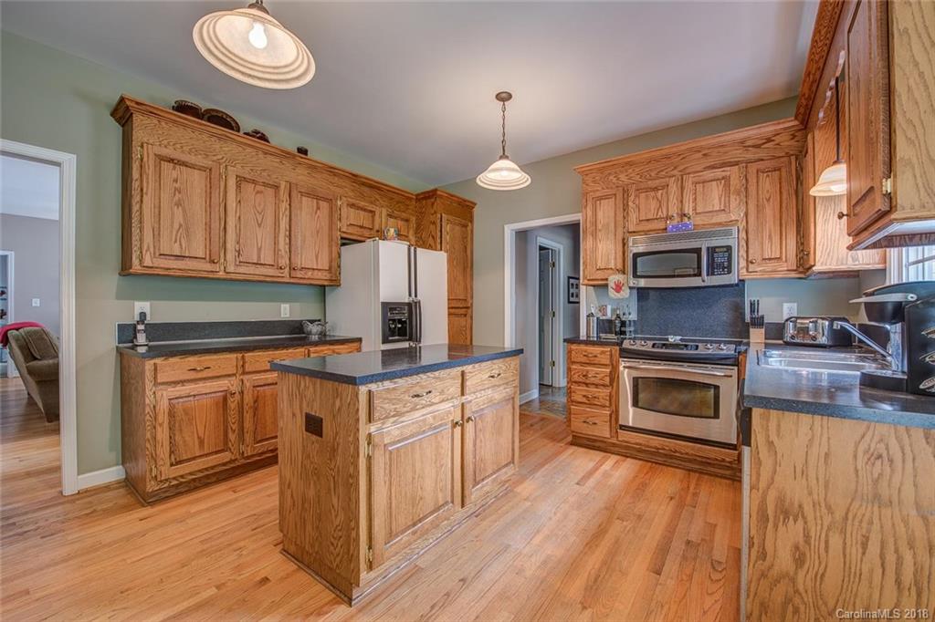 435 Loray Farm Road Dallas, NC 28034 - Photo 12 of 30