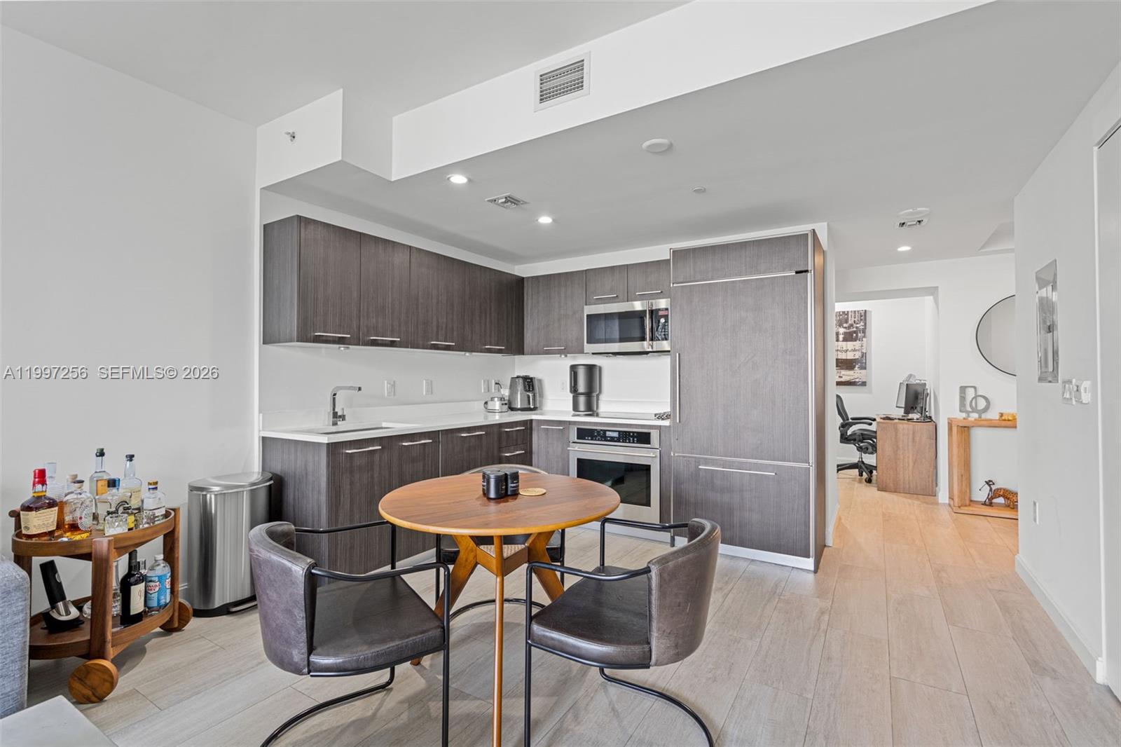 45 Southwest 9th Street, Unit 2910 Miami, FL 33130 - Photo 5 of 19