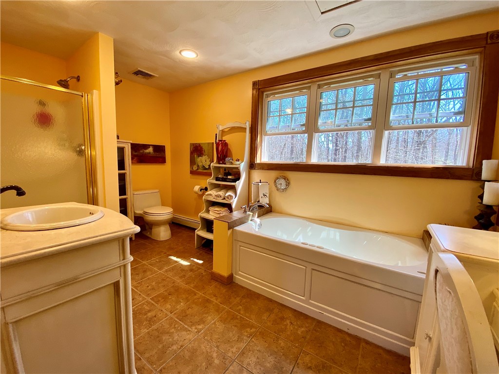 3 Dorene Drive North Smithfield, RI 02896 - Photo 27 of 46