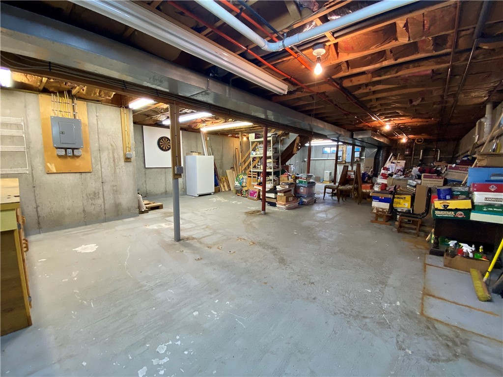 3 Dorene Drive North Smithfield, RI 02896 - Photo 43 of 46