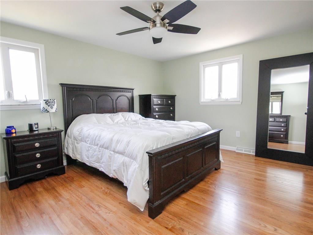 1641 Wise Road Pittsburgh, PA 15220 - Photo 11 of 19 Gallery Image 11