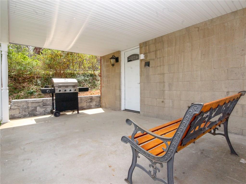 1641 Wise Road Pittsburgh, PA 15220 - Photo 18 of 19 Gallery Image 18