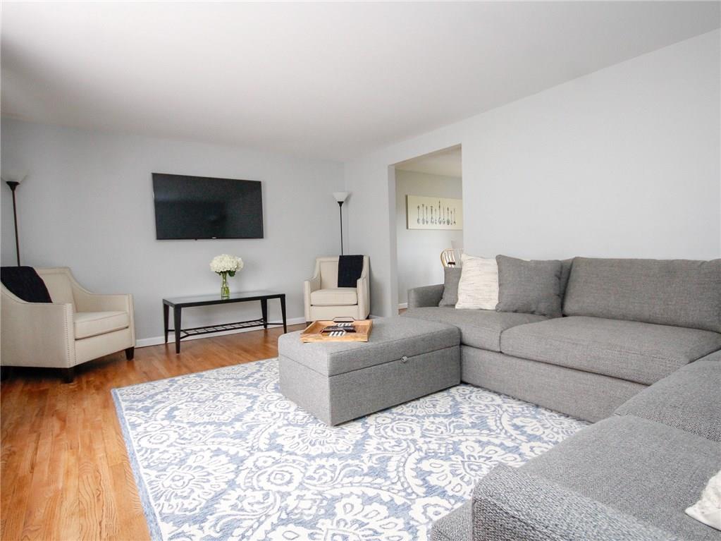 1641 Wise Road Pittsburgh, PA 15220 - Photo 2 of 19 Gallery Image 2
