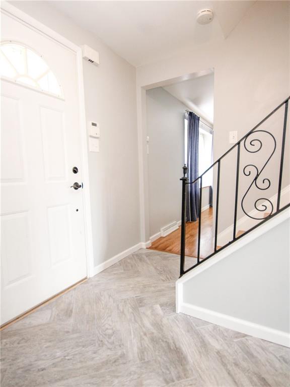 1641 Wise Road Pittsburgh, PA 15220 - Photo 3 of 19 Gallery Image 3