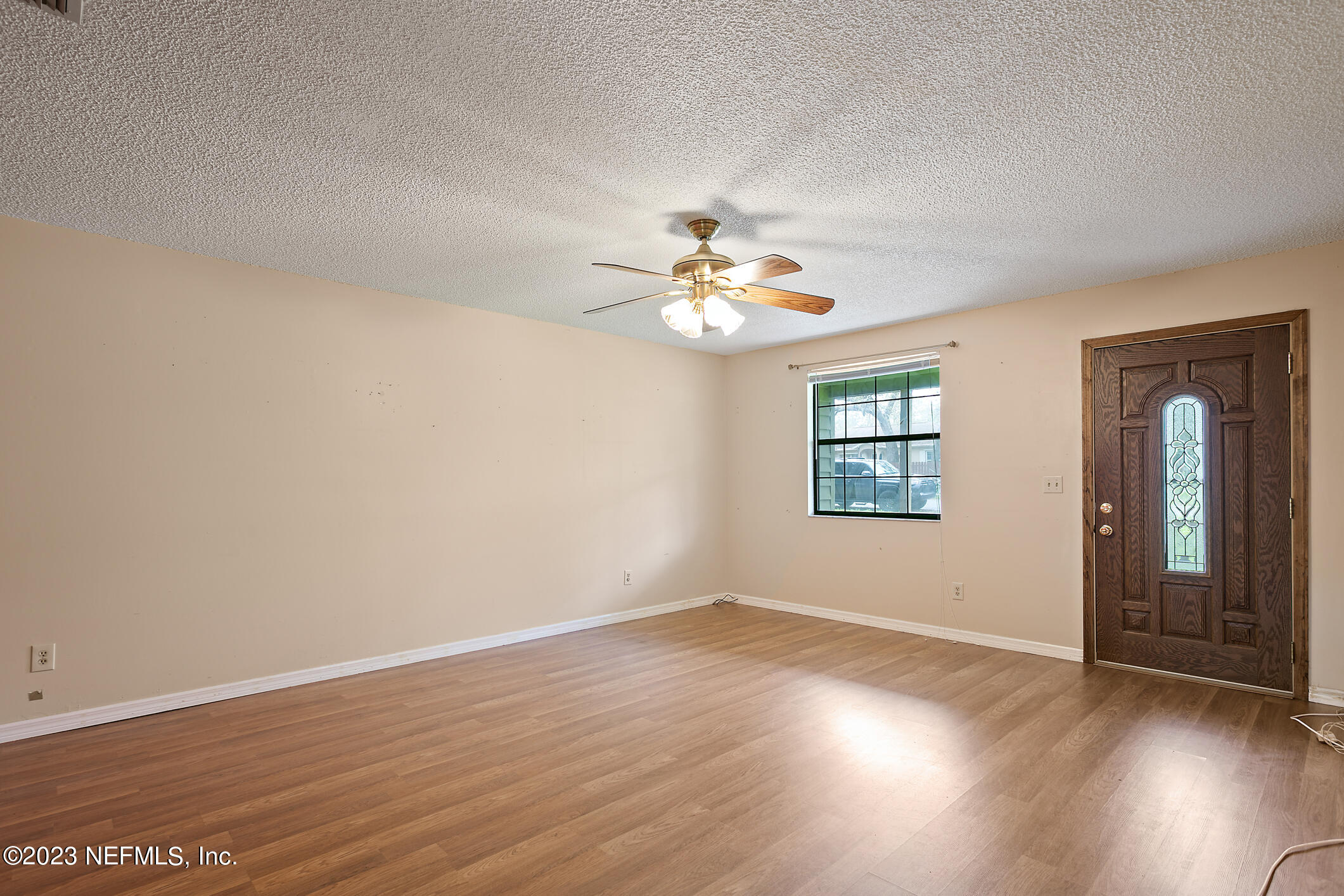 209 Jasmine Road St. Augustine, FL 32086 - Photo 6 of 35 a view of livingroom with hardwood