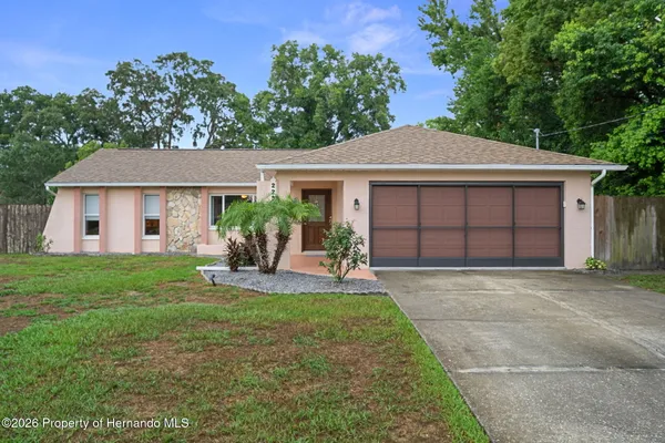 $334,900 | 2292 Waterfall Drive, Spring Hill, FL 34608