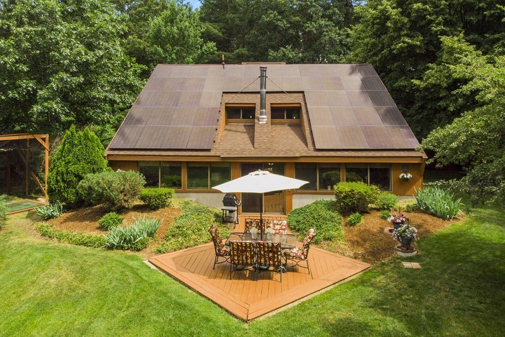 16 Kinsley Road Acton, MA 01720 - Photo 1 of 42 Gallery Image 1