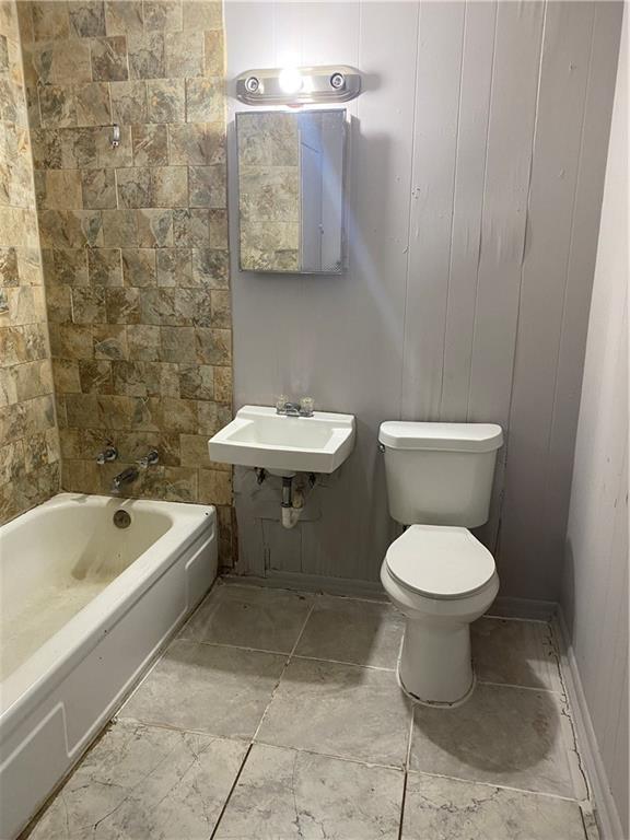 2316 Harmony Street New Orleans, LA 70115 - Photo 5 of 5