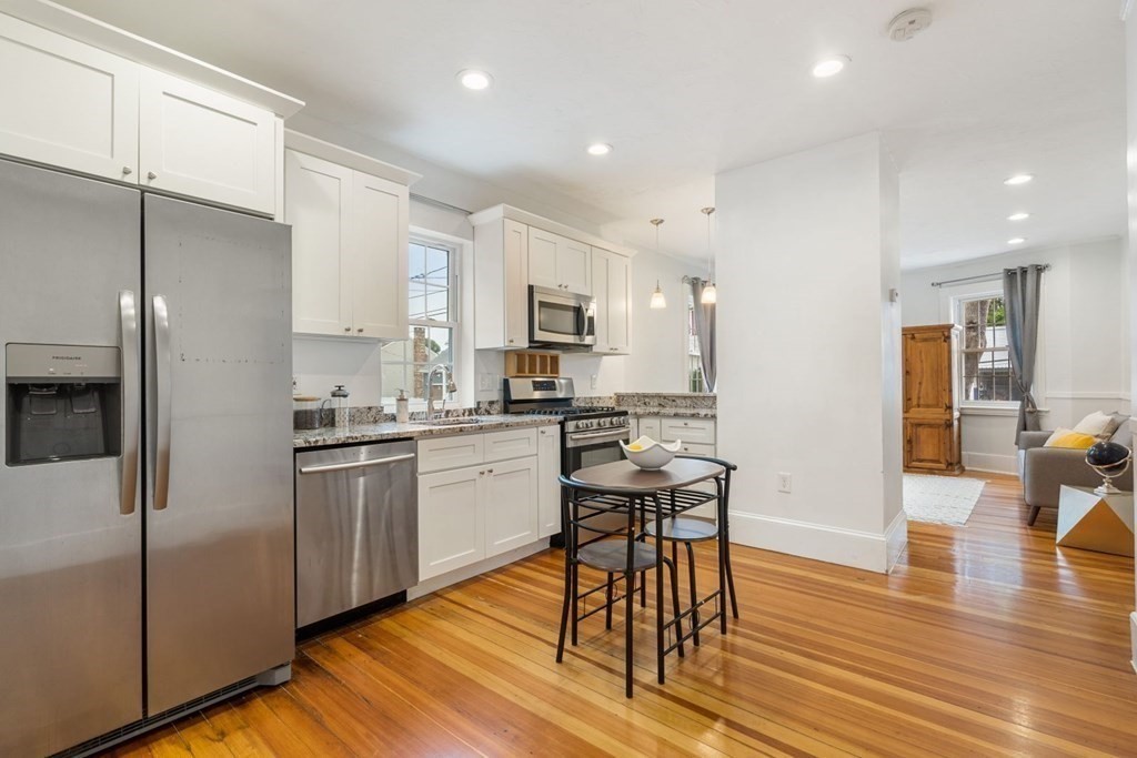 23 Goethe Street, Unit 1 Boston, MA 02132 - Photo 7 of 30
