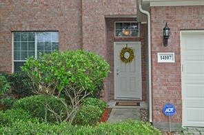 14107 Spring Mountain Lane Houston, TX 77044 - Photo 2 of 13