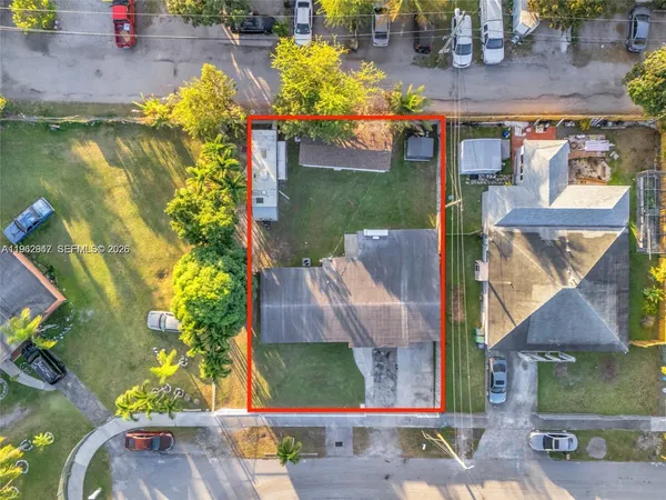 $1,300 | 26620 Southwest 136th Avenue, Unit 1, Homestead, FL 33032