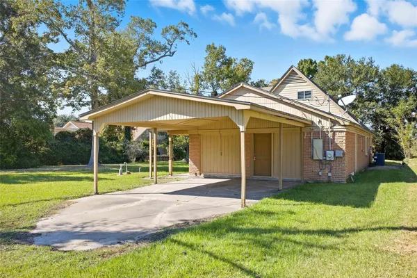 $259,900 | 3703 McKnight Lane, Bridge City, TX 77611
