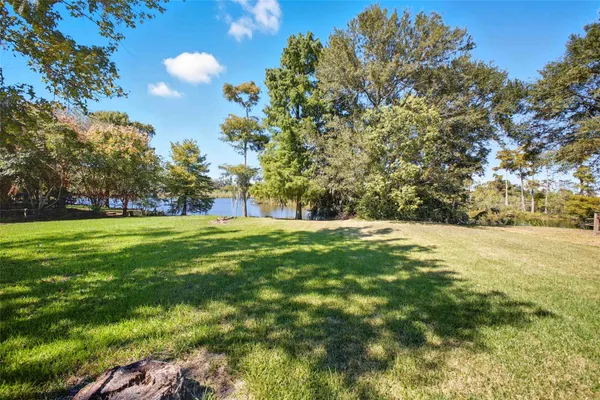 $259,900 | 3703 McKnight Lane, Bridge City, TX 77611