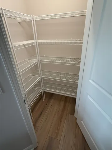 $664,999 | 880 North Verona Circle, Unit 27, Grafton, WI 53024