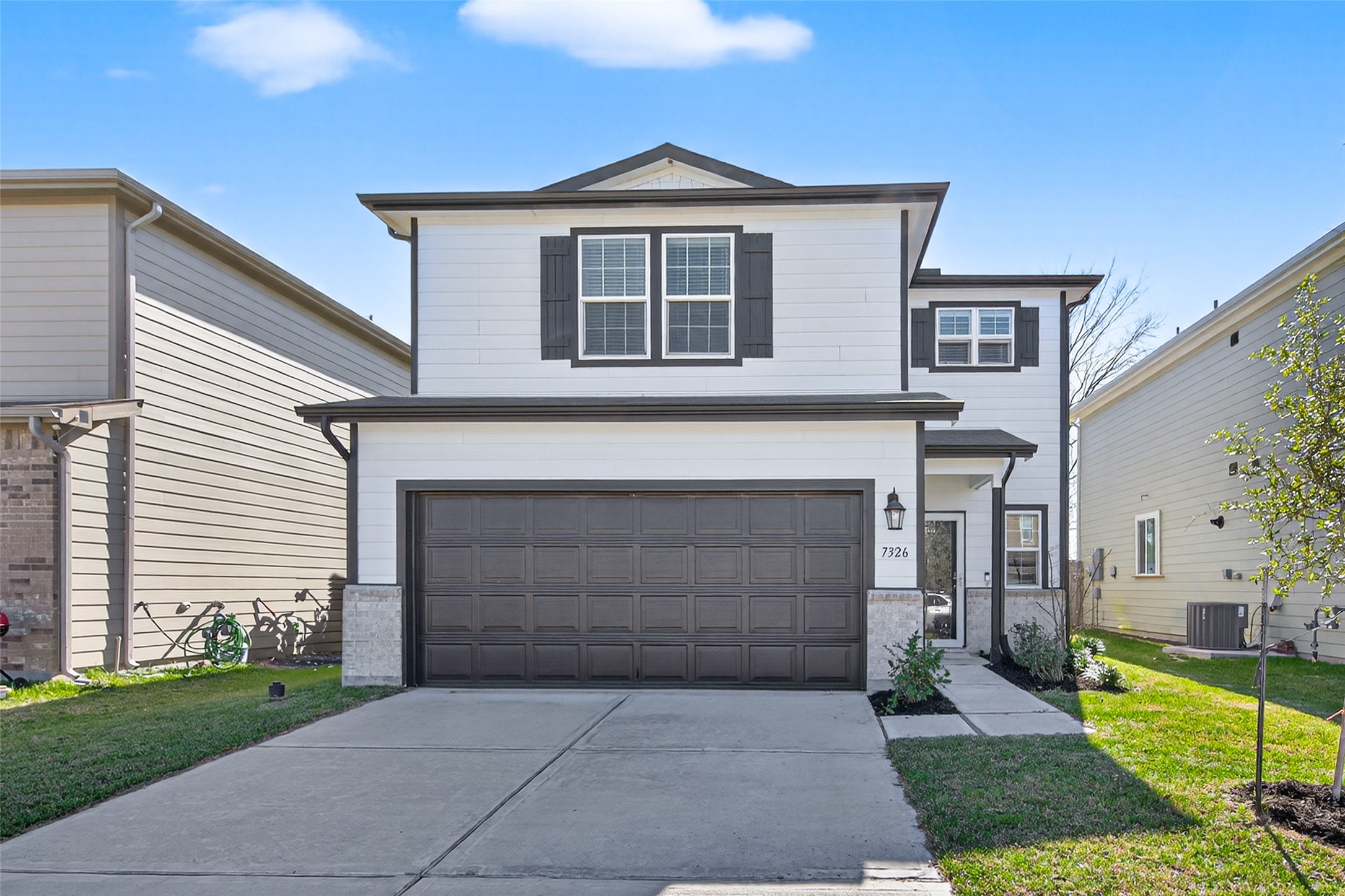 7326 Madison Cmns Lane Houston, TX 77075 - Photo 1 of 45 Lovely Two-story home.