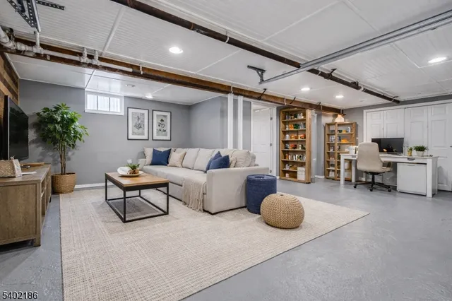 $574,900 | 4 Cabot Lane, Kinnelon, NJ 07405