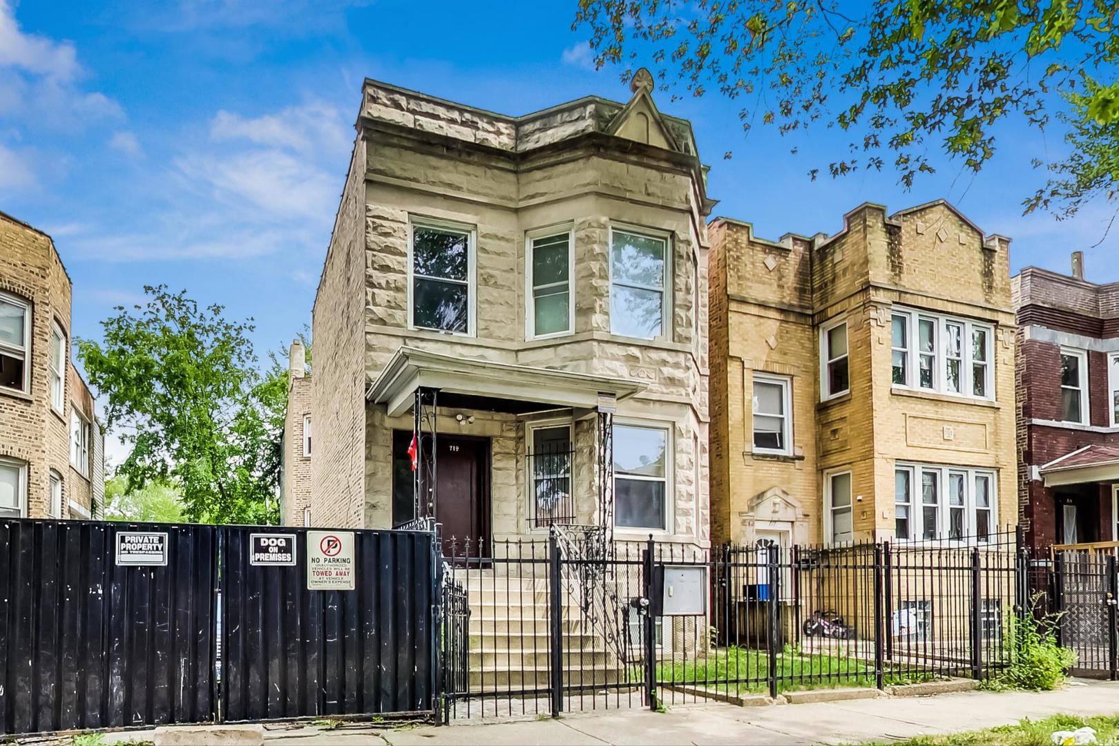 719 North Ridgeway Avenue Chicago, IL 60624 - Photo 1 of 58 front view of a building