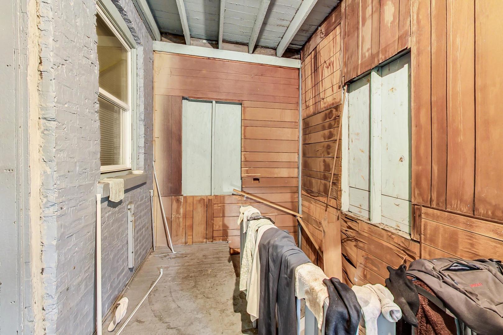 719 North Ridgeway Avenue Chicago, IL 60624 - Photo 56 of 58