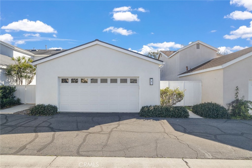 7 Spring Buck Irvine, CA 92614 - Photo 29 of 51 a view of entrance front of house