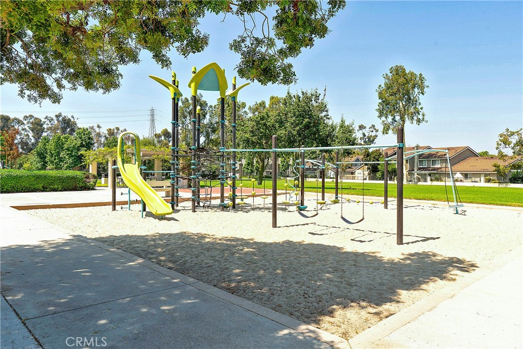7 Spring Buck Irvine, CA 92614 - Photo 41 of 51 a view of a park