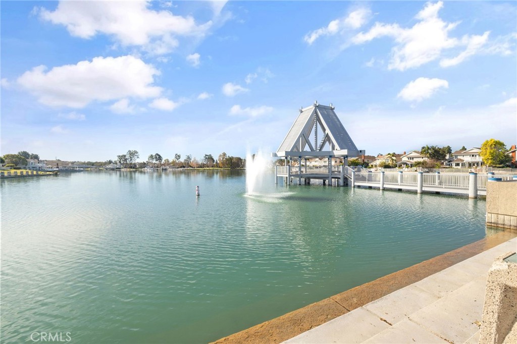 7 Spring Buck Irvine, CA 92614 - Photo 47 of 51 a view of lake