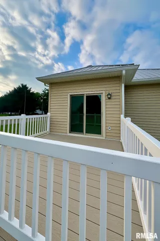 $180,000 | 111 West Prairie Street, Camp Point, IL 62320