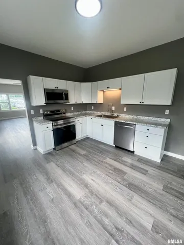 $180,000 | 111 West Prairie Street, Camp Point, IL 62320