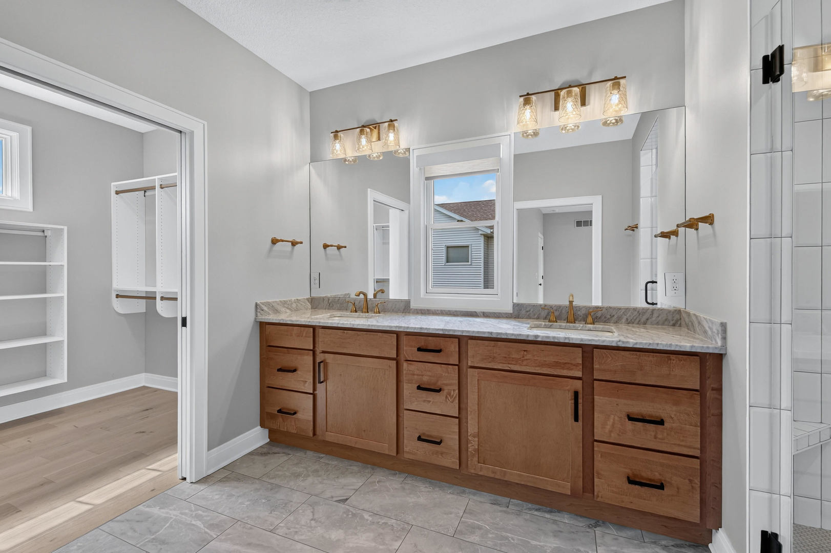 5077 Oak Rdg Court Bettendorf, IA 52722 - Photo 33 of 59