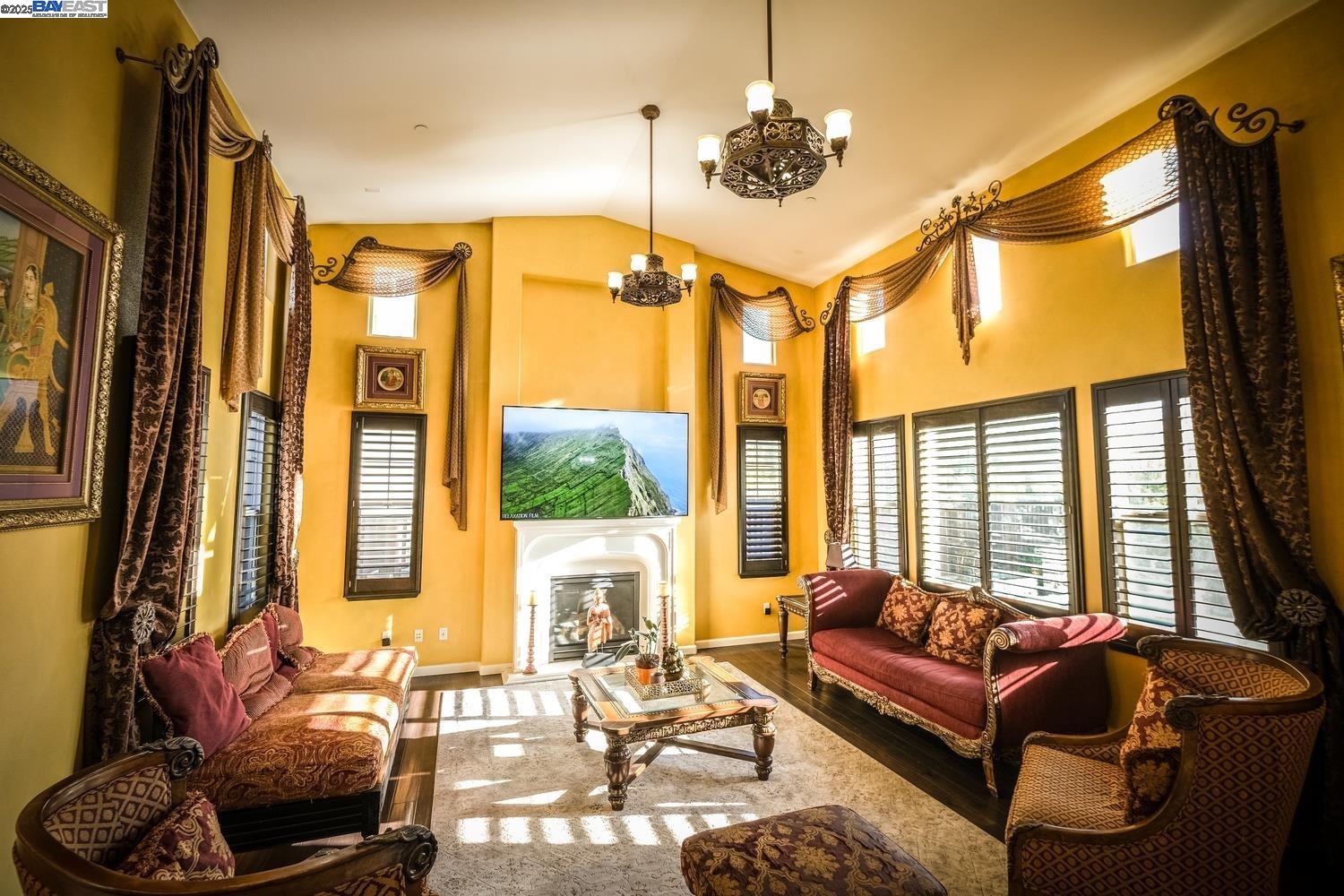 3252 Carpenter Way San Ramon, CA 94582 - Photo 12 of 58 a living room with furniture and a large window