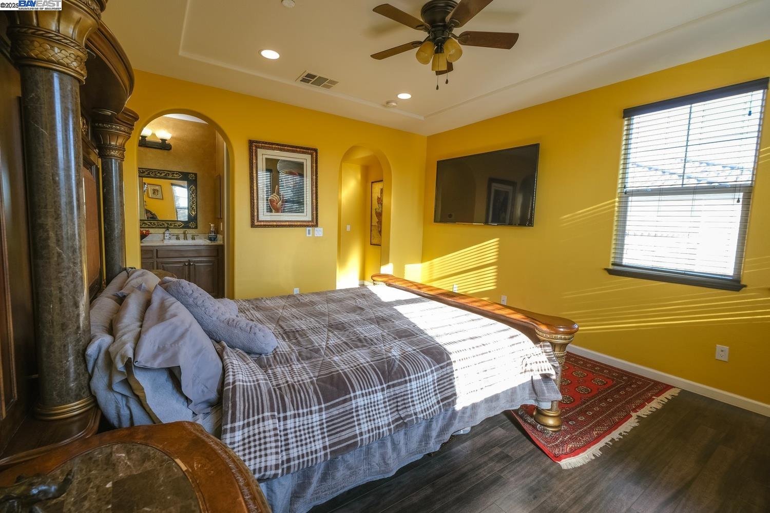 3252 Carpenter Way San Ramon, CA 94582 - Photo 35 of 58 a bed sitting in a bedroom next to a window