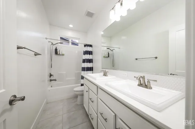 $625,000 | Undisclosed Address, Bakersfield, CA 93311